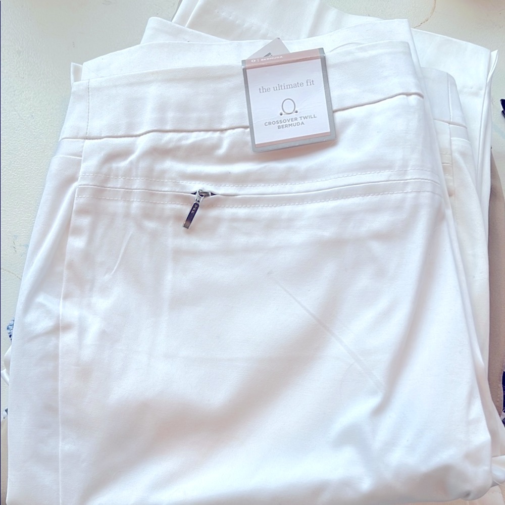 Chico's White Women's Shorts